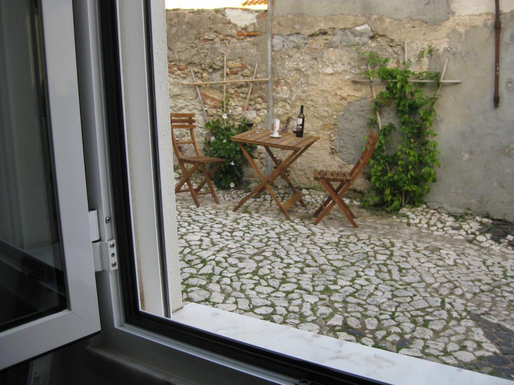 Apartamento The Back Yard Nest Lisboa Habitación foto
